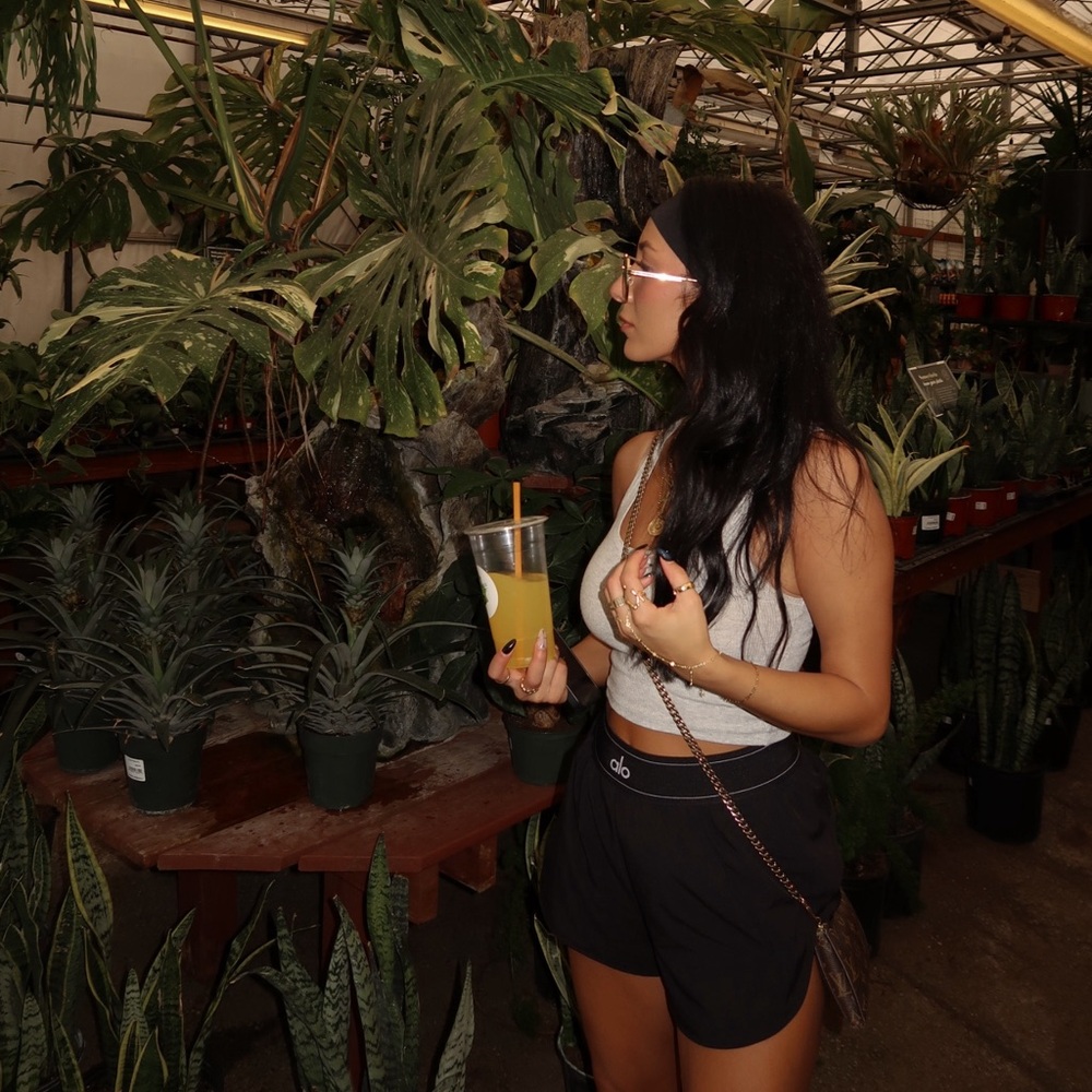 Meet your Posher, Kinley